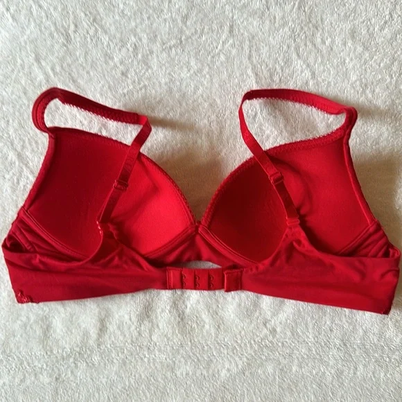 Victoria’s Secret bra/Great condition/Size 36B/ red color - Picture 5 of 6